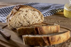 brot riecht nach hefe